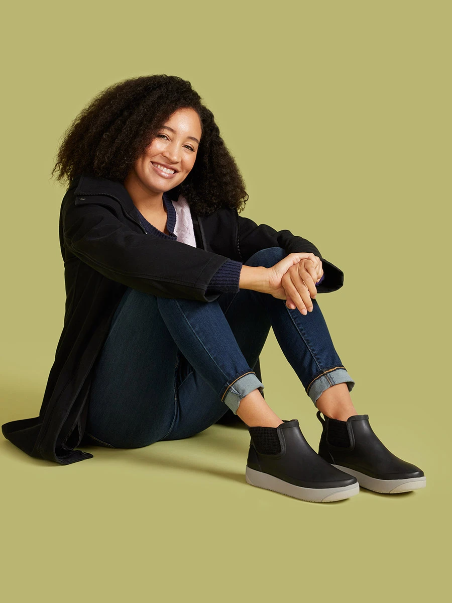 BOGS Black Kicker Rain Chelsea II 4 BOGS Black Kicker Rain Chelsea II - Image 2