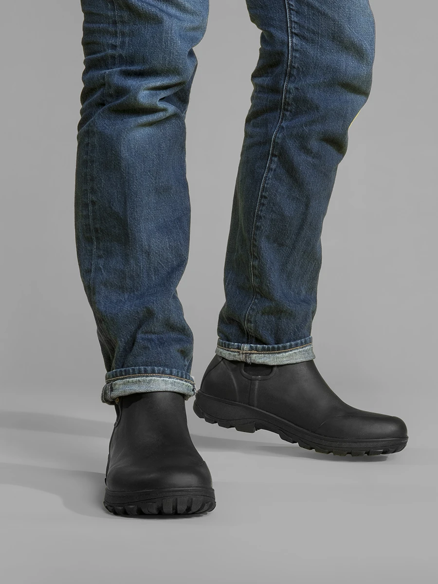 BOGS Black Sauvie Slip On Boot 4 BOGS Black Sauvie Slip On Boot - Image 2