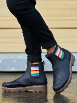 BOGS Black Multi Holly Chelsea -Shoesberry Store 02 18