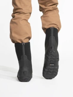 BOGS Black Classic Mid -Shoesberry Store 02 24